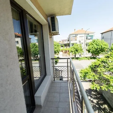 Apartament Ggeorgi Sarafovo *