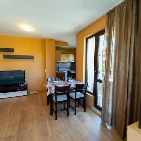 Ggeorgi Sarafovo Apartament *